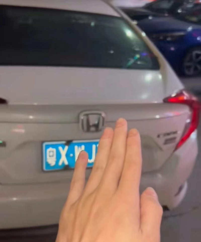 广州18年本田思域4