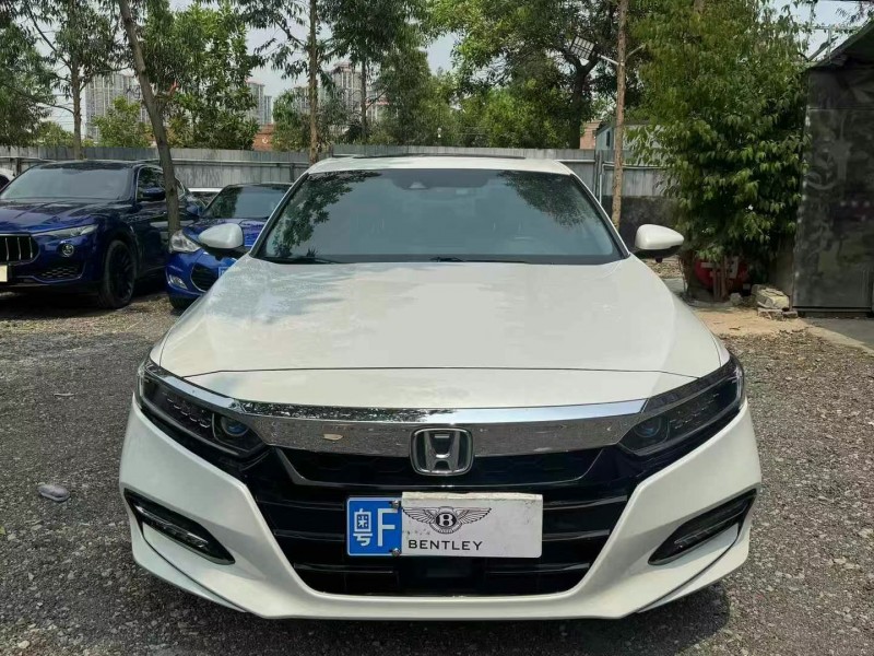 广州20年本田雅阁1