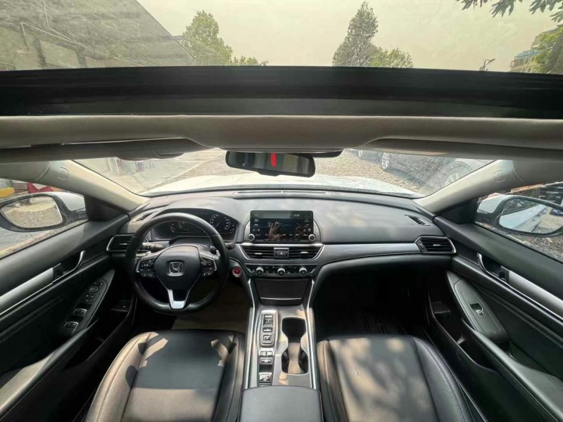 广州20年本田雅阁8