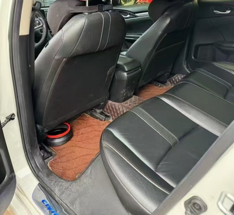 广州19年本田思域5