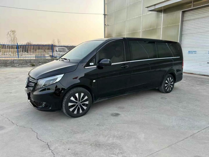 徐州21年奔驰威霆3