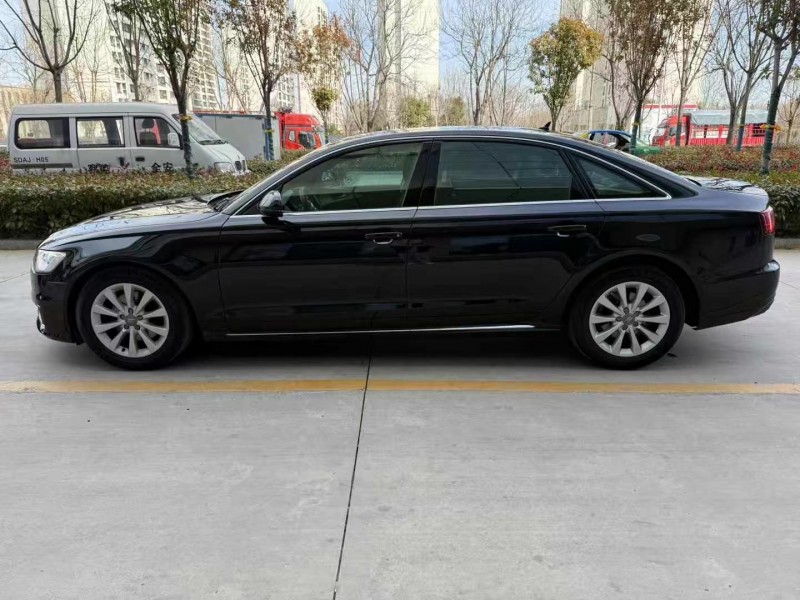 济宁17年奥迪A6L8