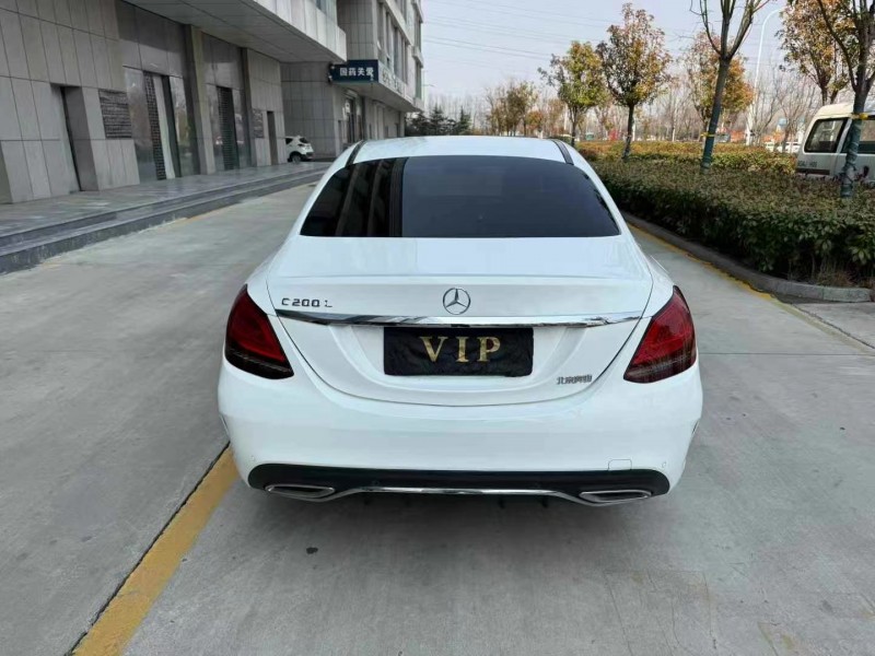 济宁20年奔驰C9