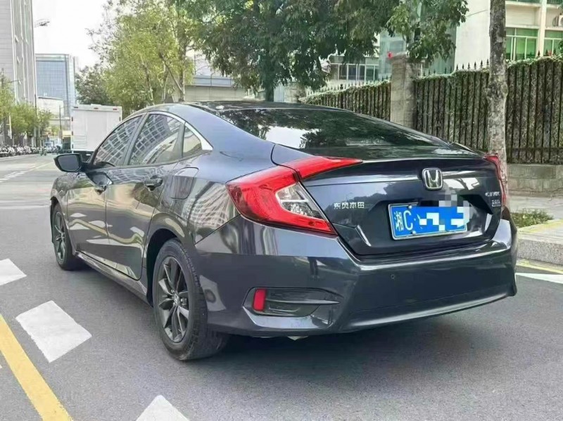 广州21年本田思域9