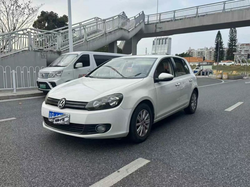 广州14年大众高尔夫2