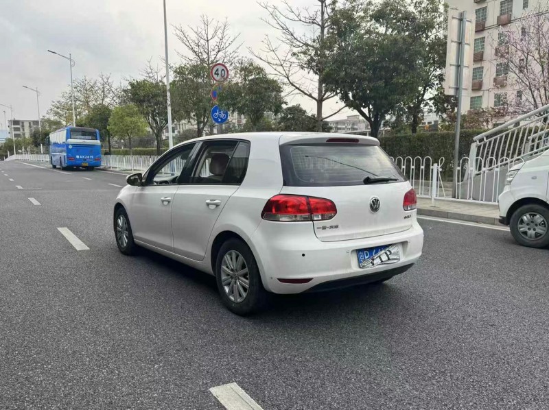 广州14年大众高尔夫7