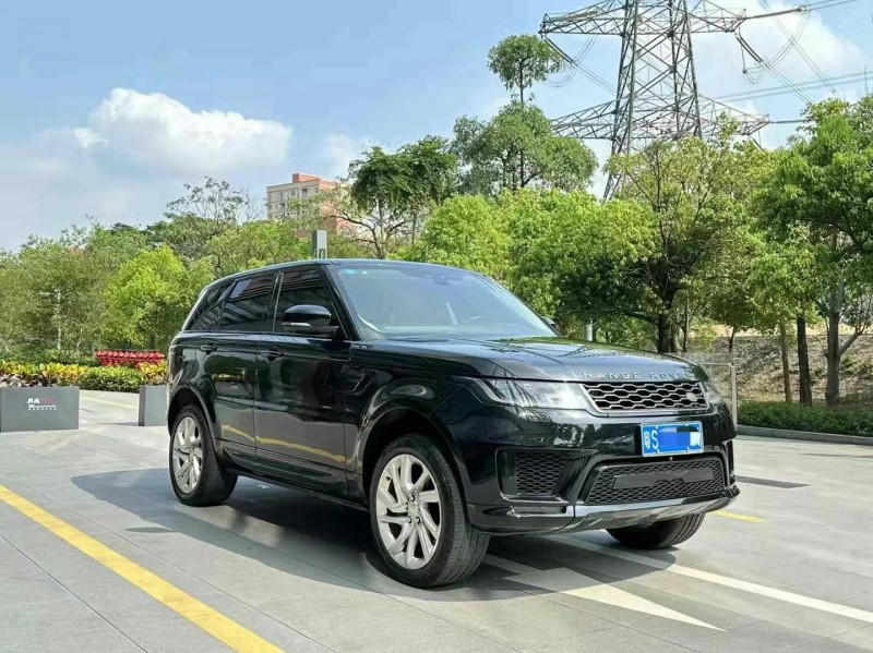 广州19年路虎揽胜运动3