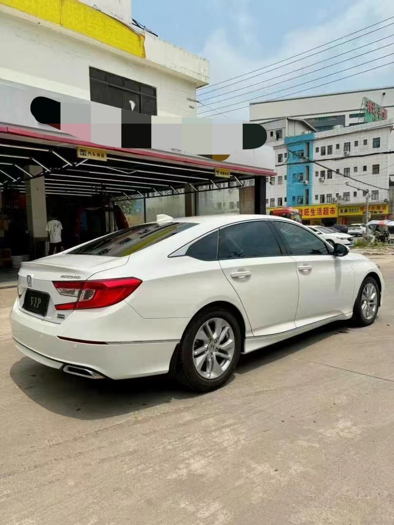 广州21年本田雅阁4