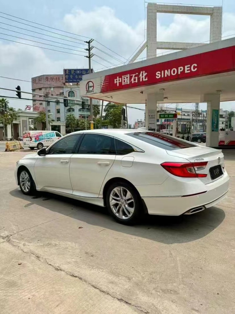 广州21年本田雅阁5