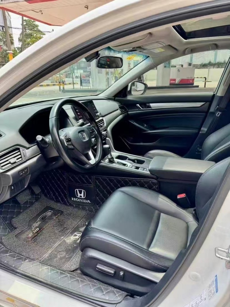 广州21年本田雅阁6