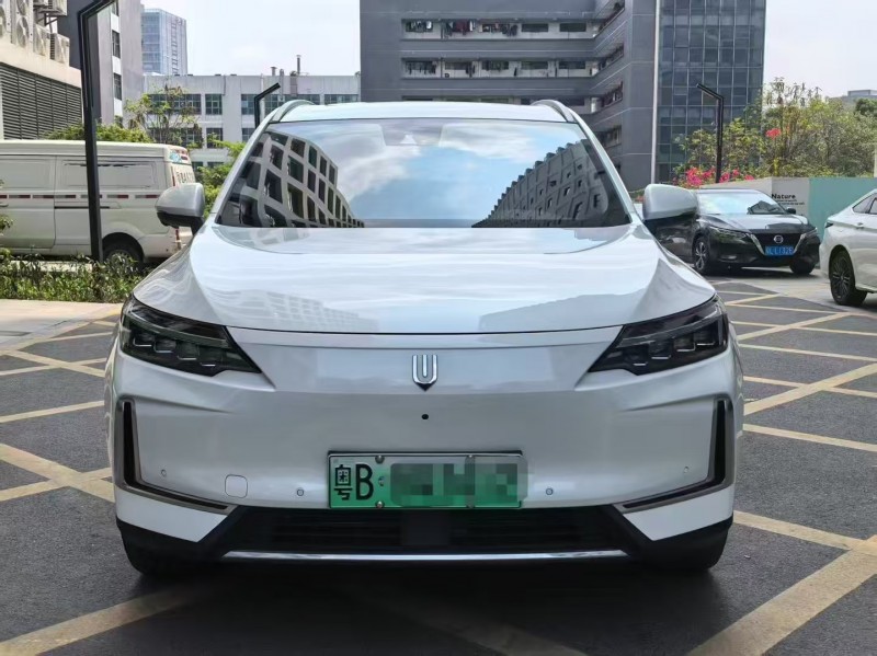 深圳23年創維EV61