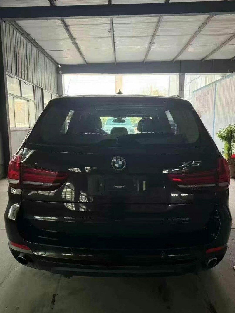 济宁15年宝马X58
