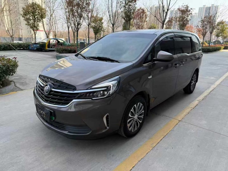 济宁21年别克GL83