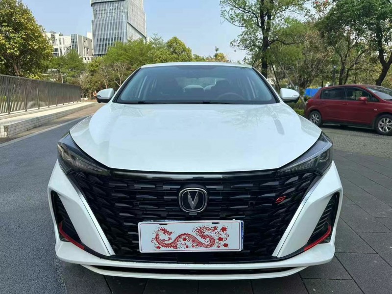佛山23年長安汽車逸動1