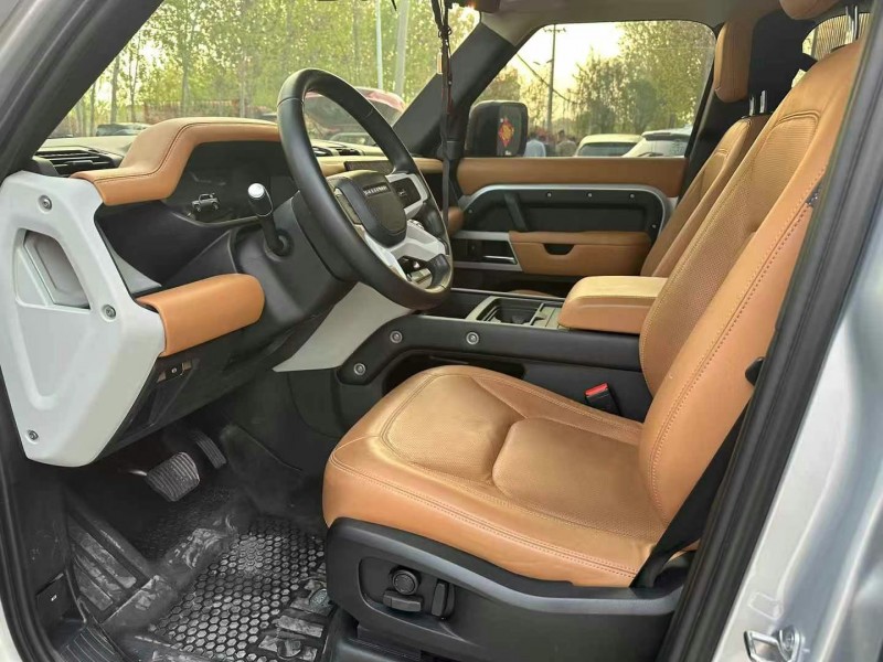 徐州23年路虎卫士4