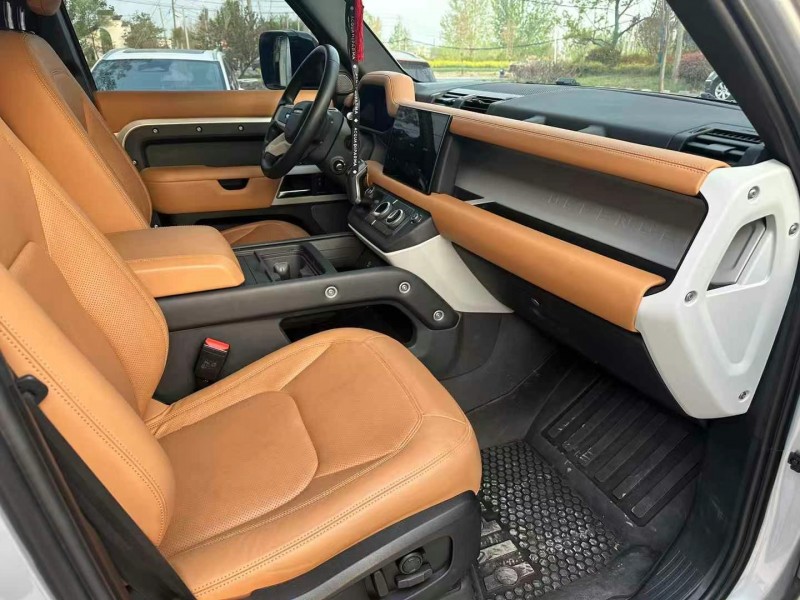 徐州23年路虎卫士8