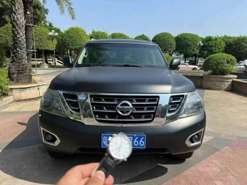 广州17年日产途乐1