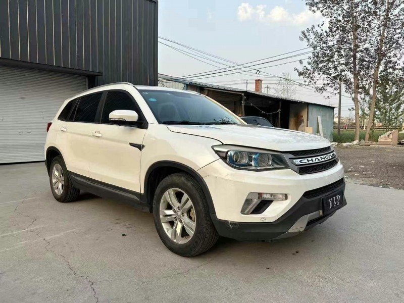 徐州17年長安汽車CS752