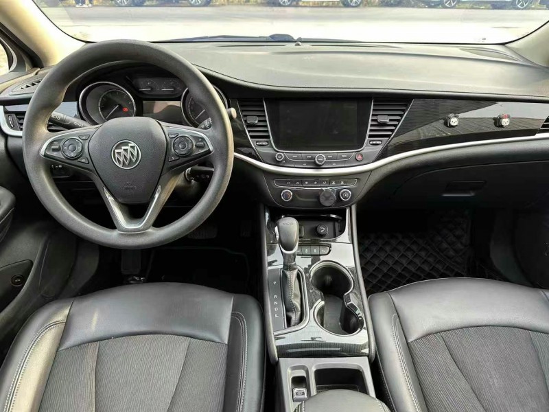 徐州16年别克威朗4