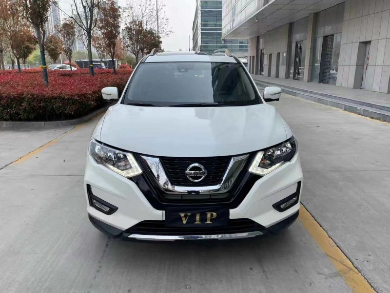 濟寧19年日產奇駿1