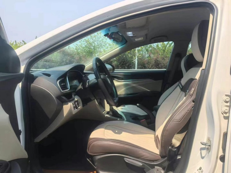 广州18年别克英朗9