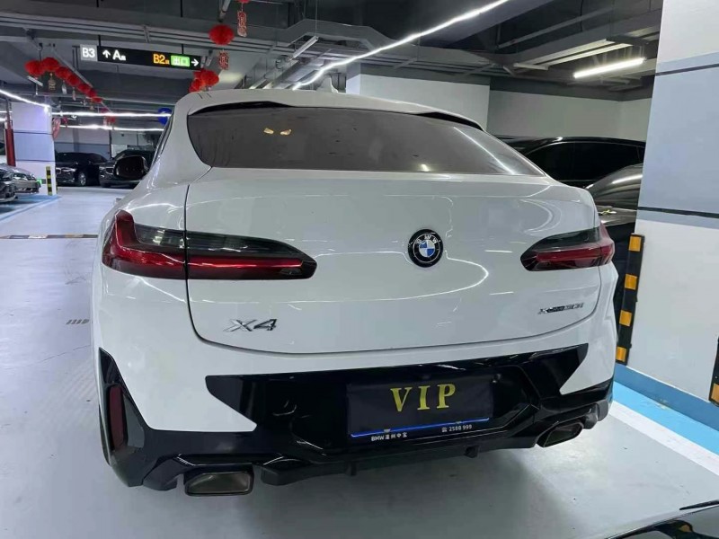 广州22年宝马X44