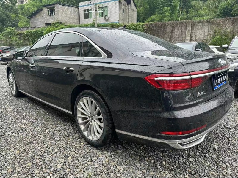 重慶21年奧迪A8L4