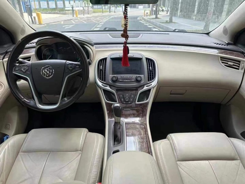 广州14年别克君越5