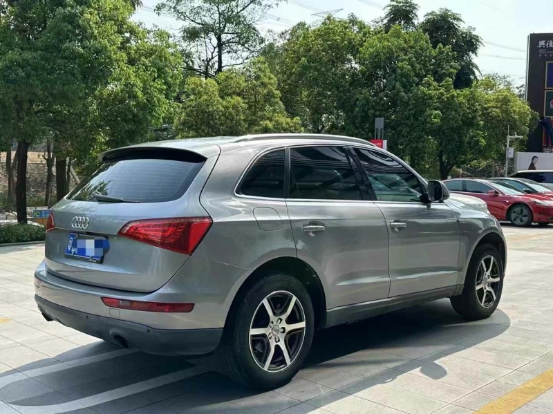 广州11年奥迪Q57