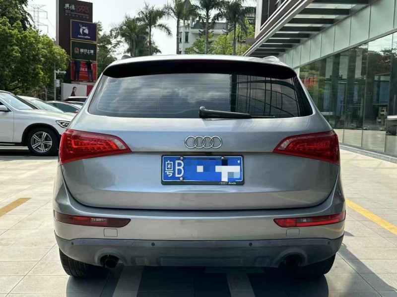 广州11年奥迪Q59