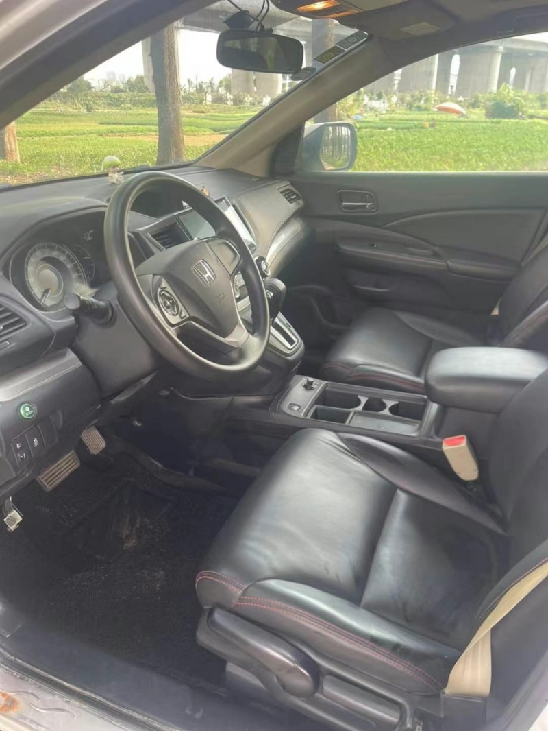 东莞15年本田CRV3