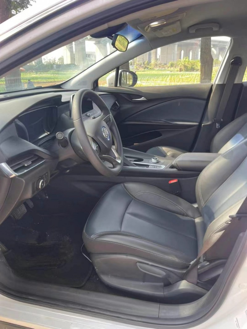 东莞23年别克微蓝7