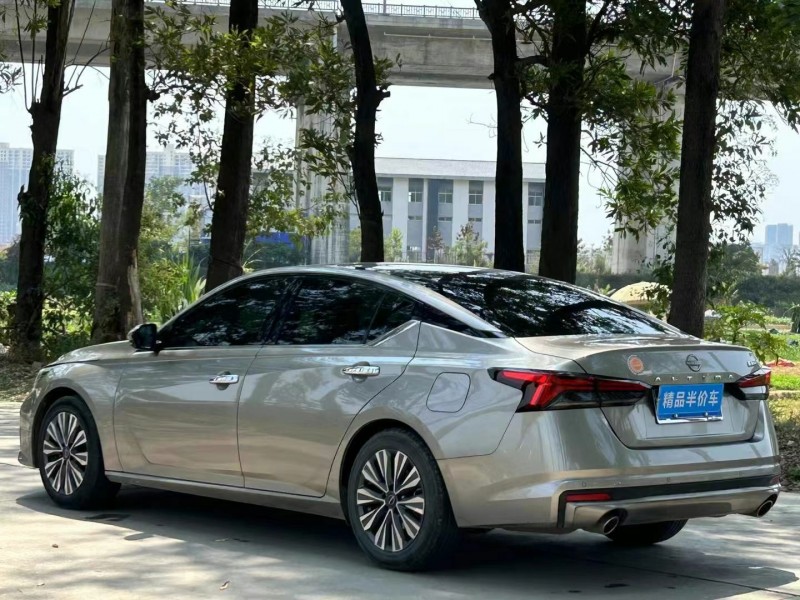東莞22年日產天籟7