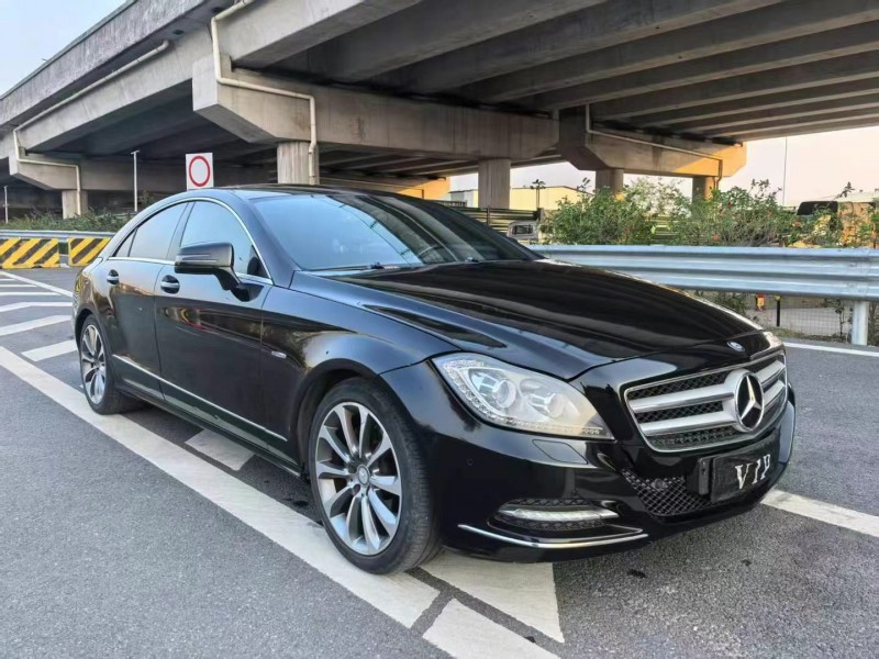 广州13年奔驰CLS4