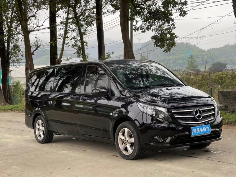 东莞21年奔驰威霆4