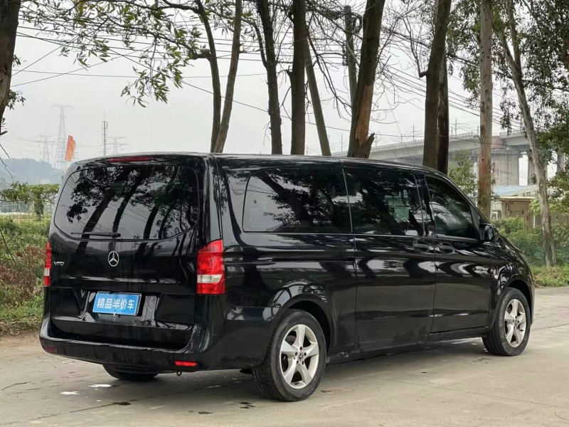 东莞21年奔驰威霆5