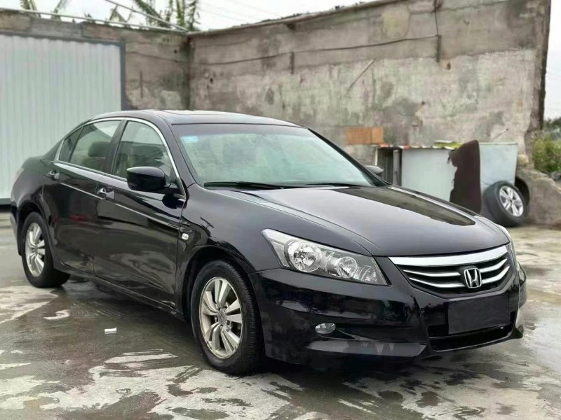 广州12年本田雅阁3