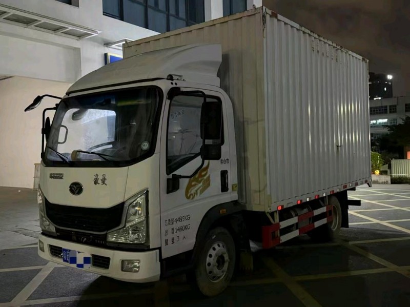 深圳22年卡車系列重汽豪曼2