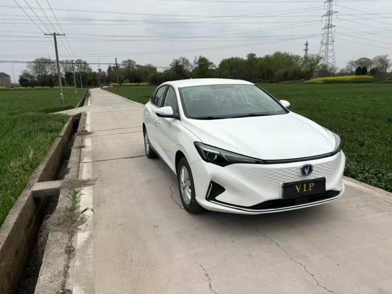 杭州23年長安汽車逸動3