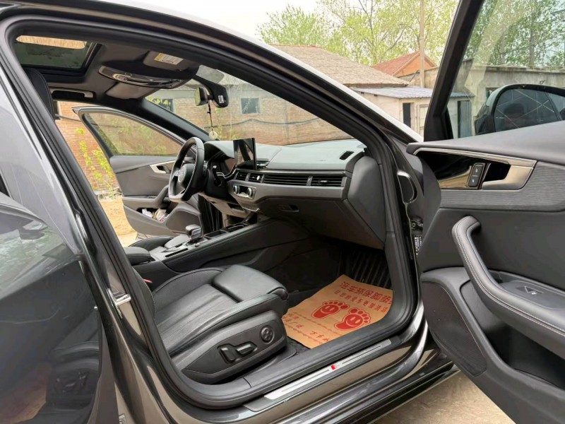 徐州23年奥迪A4L6