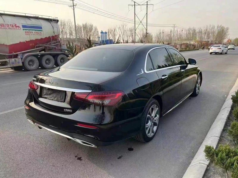 济宁20年奔驰E7