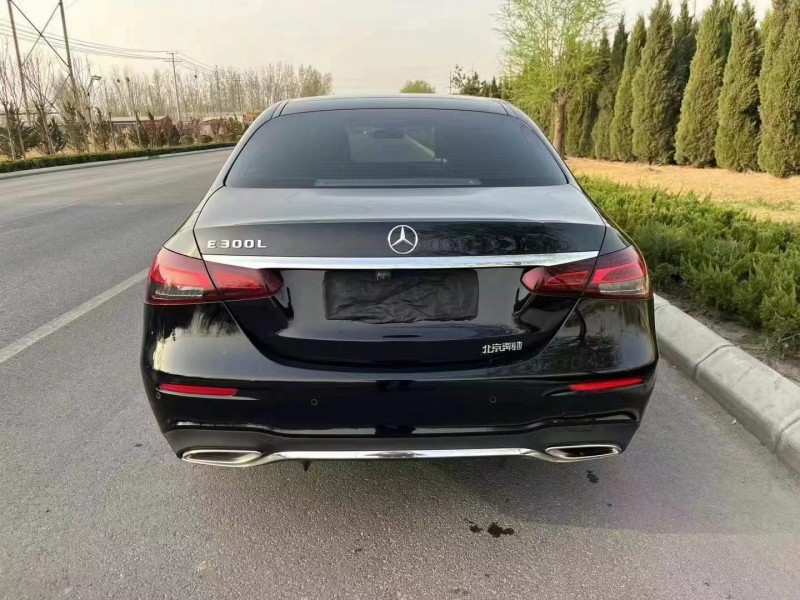 济宁20年奔驰E9