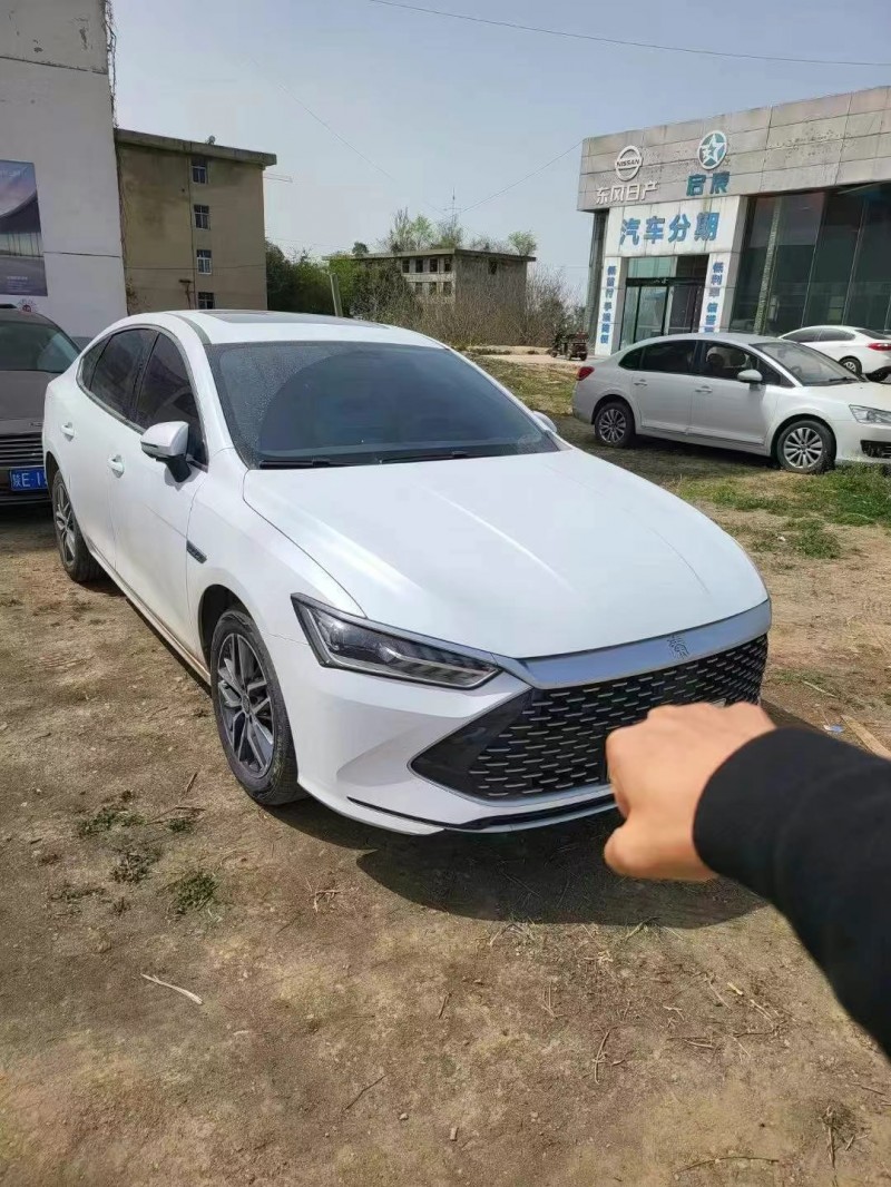 西安23年比亞迪秦5