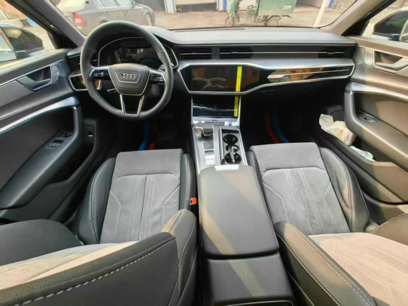 济宁23年奥迪A6L6