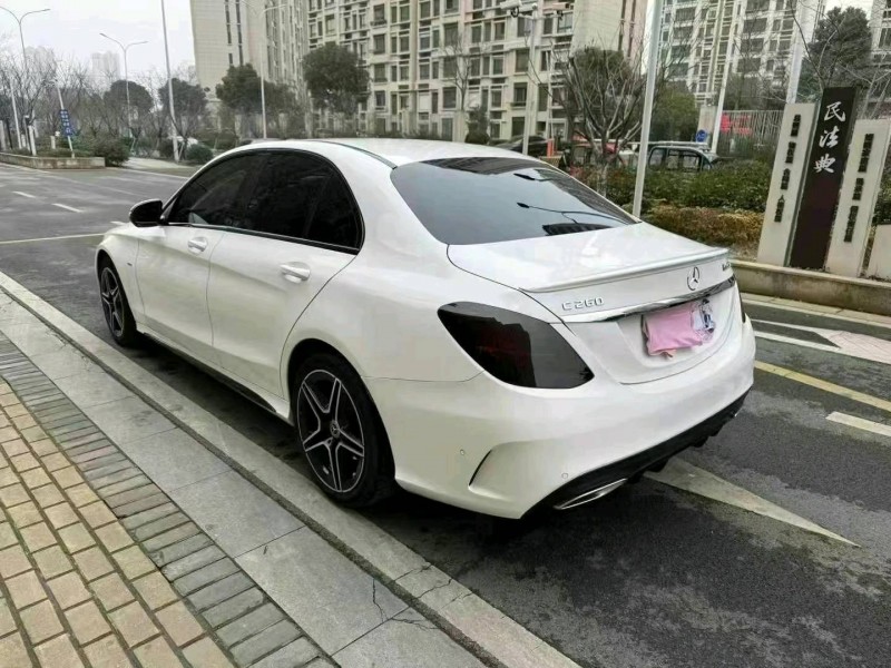 蘇州20年奔馳C8