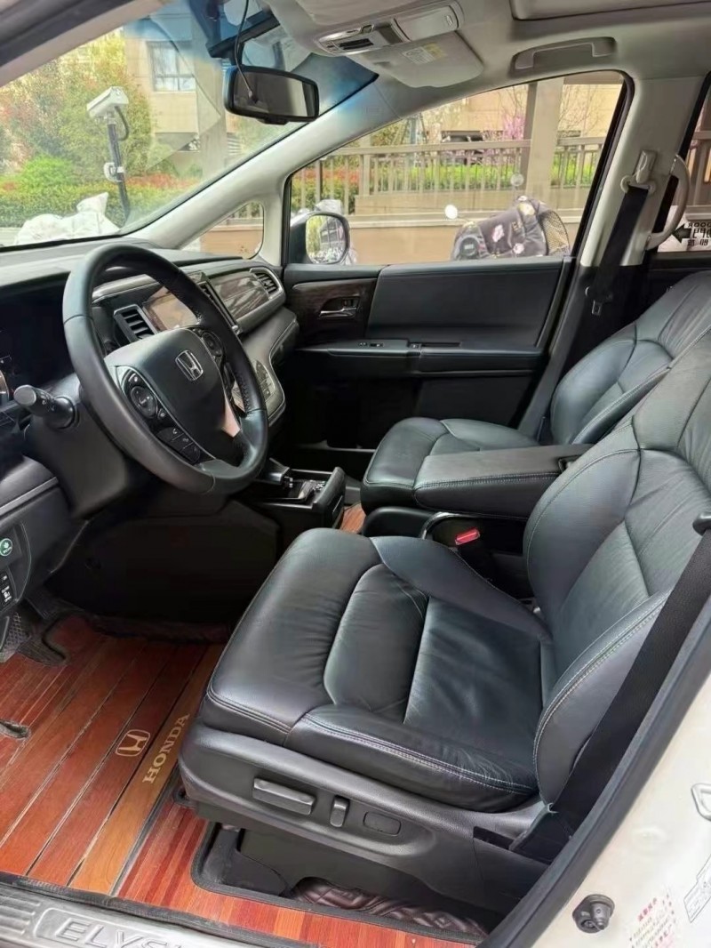 徐州18年本田艾力绅5