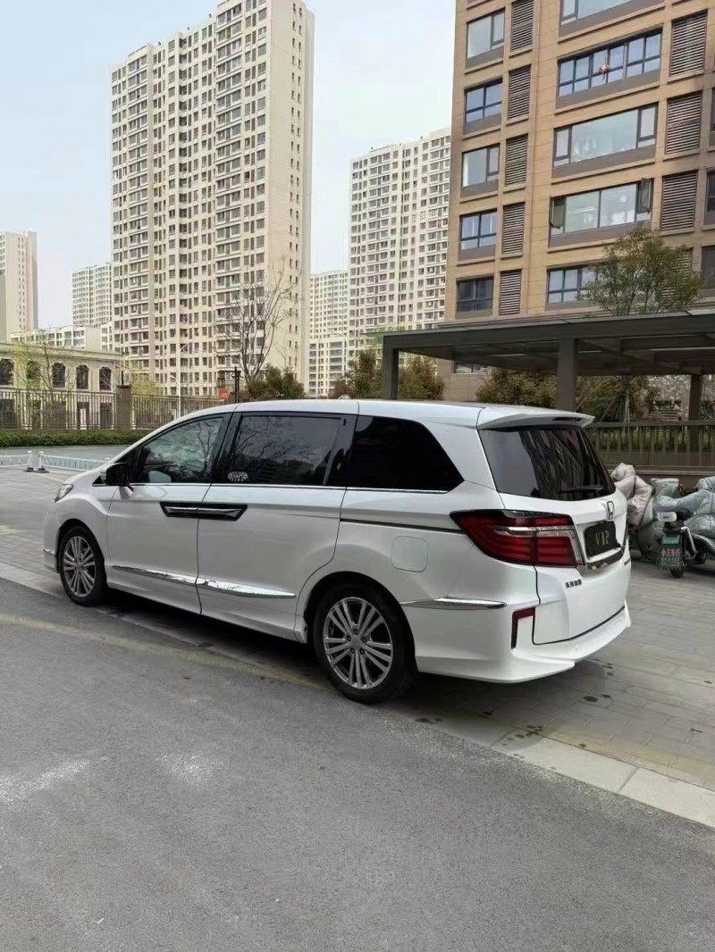 徐州18年本田艾力绅7