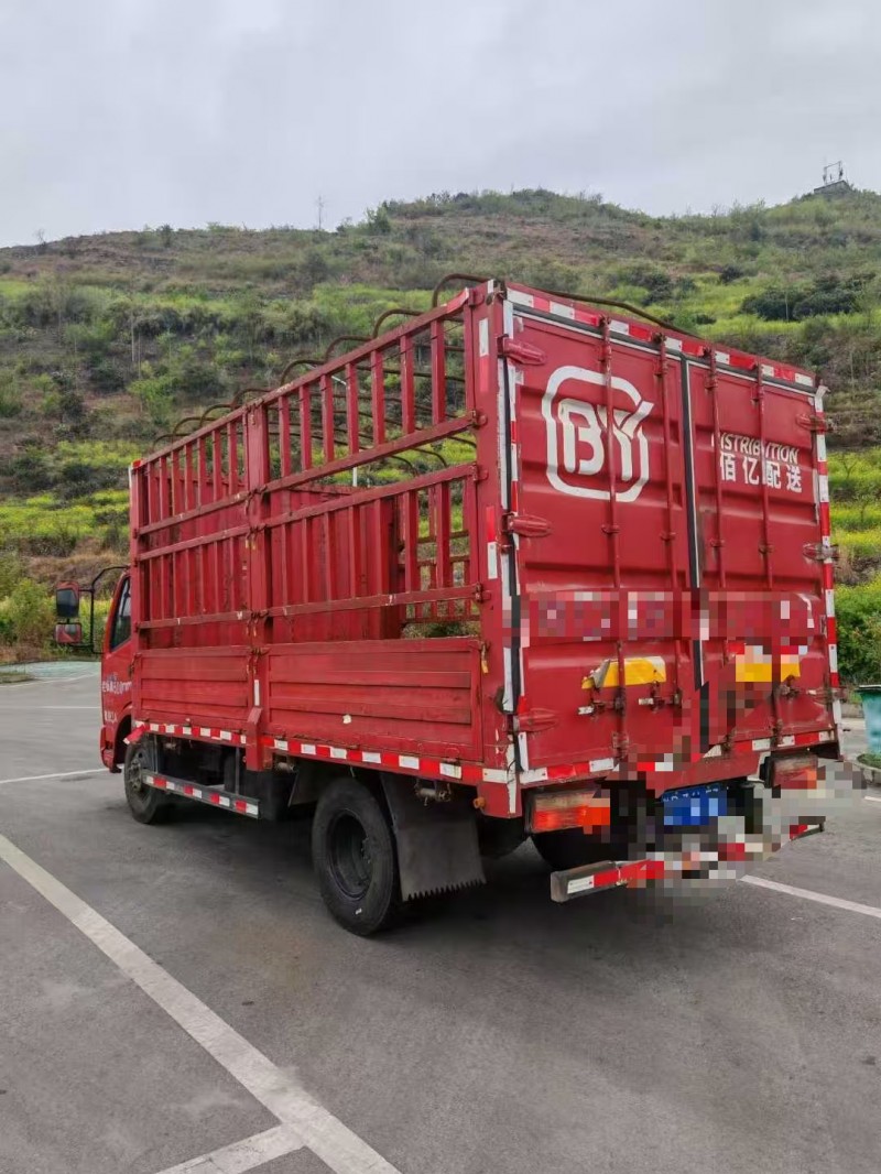 貴陽21年飛碟箱貨貨車7