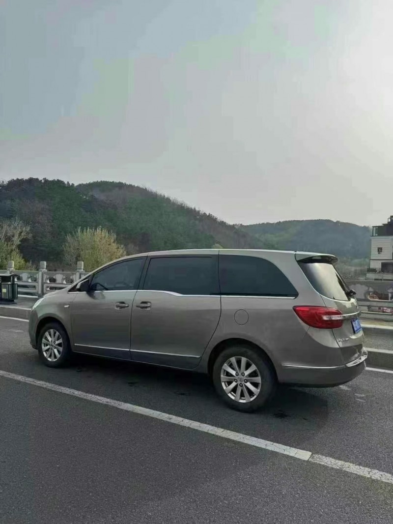 青島18年別克GL87