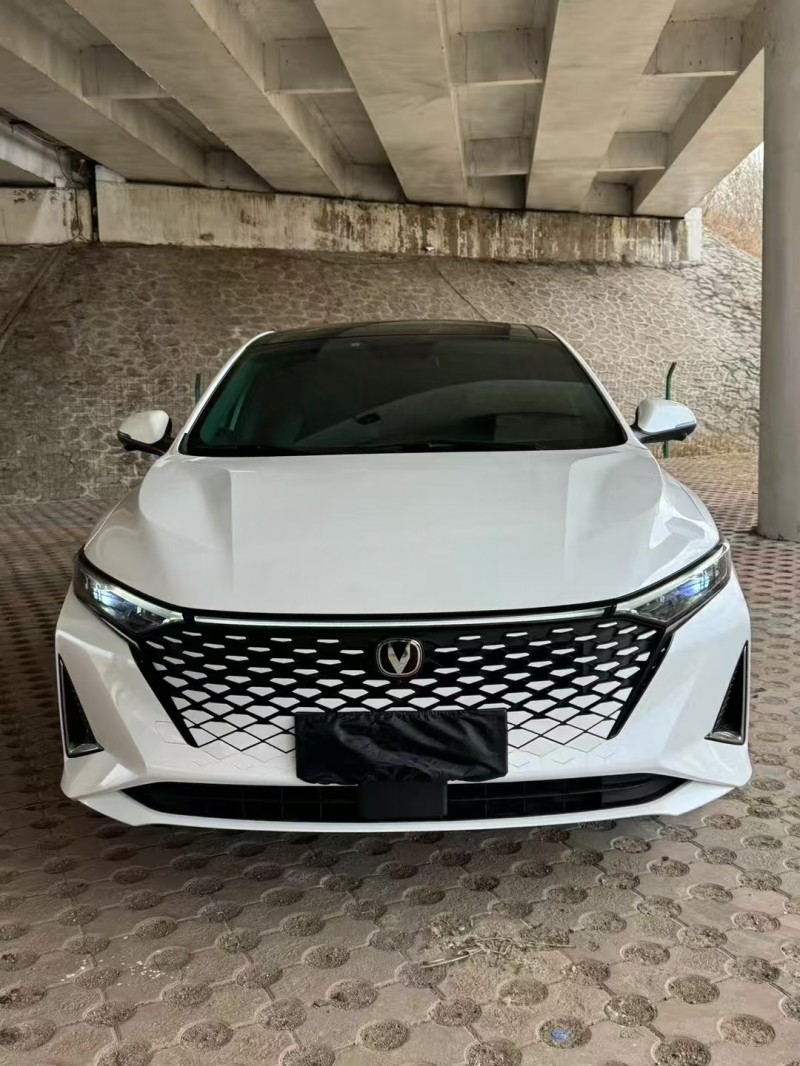 松原23年長安汽車銳程1